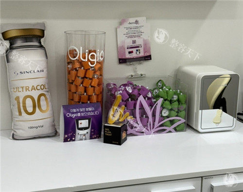 baid皮肤科全新整形价格表发布！隆胸手术12800元起、吸脂手术25800元起、让你安心整形！