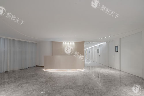 杭州艺星整形价格表2025年揭晓，眼整形4000元起/隆鼻8000元起/胸整形138000元起
