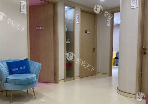 上海范荣杰医生口碑怎么样？做半肋鼻和鼻修复很棒！挛缩鼻修复病例多可信赖