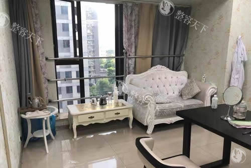 合肥源森植发技术特点分享，宝石刀、微针种植、不剃发植发都有特点受欢迎！