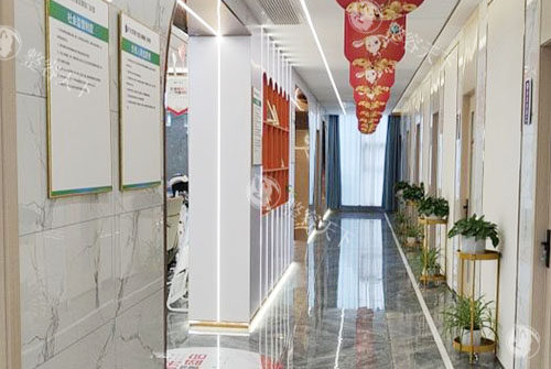 芜湖曙光植发真不错，地址好找开展毛发移植技术齐全脱发小伙伴注意了！