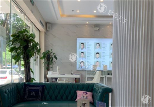 广州米伦医疗美容怎么样？高性价比指南：万元起内搞定隆鼻|眼综合，术后即刻自然款