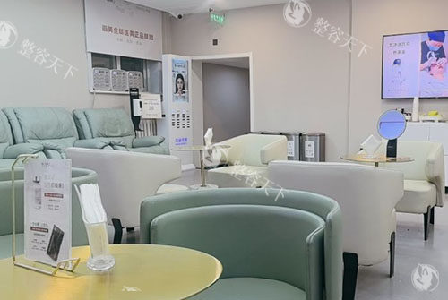 北京画美医院隆鼻怎么样？口碑良好、隆鼻技术娴熟、医生实力强、网友评价高、价格不贵！
