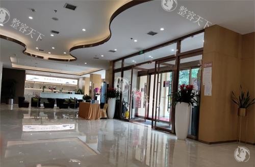 西安叶子整形医院正规吗，资质正规/服务优质/医生技术成熟！