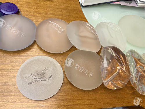 不同的隆胸假体图 不同的隆胸假体图