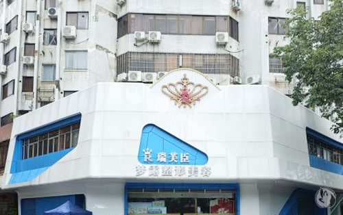 佛山梦露医疗美容收费价格表分享，双眼皮5800+肋骨鼻23800+丰胸59800+点击了解！