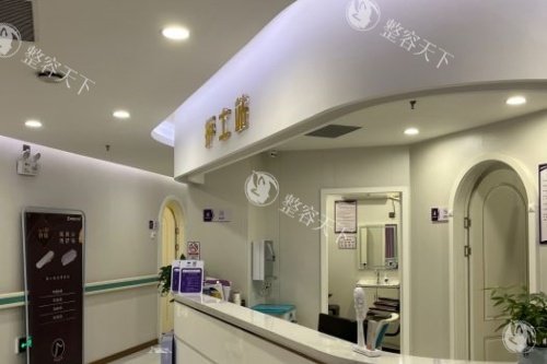 广州美涵整形收费价格表公开，双眼皮9800+隆鼻19800+丰胸39800+点击了解！