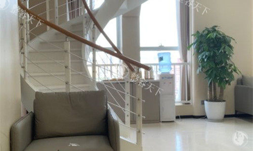 成都新华医院整形科电话028-60212**9，预约眼鼻胸、光子、热玛吉、吸脂面诊!