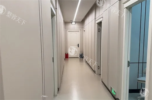 沈阳名流整形医院怎么样好不好，做眼睛/鼻子/隆胸/吸脂手术好！