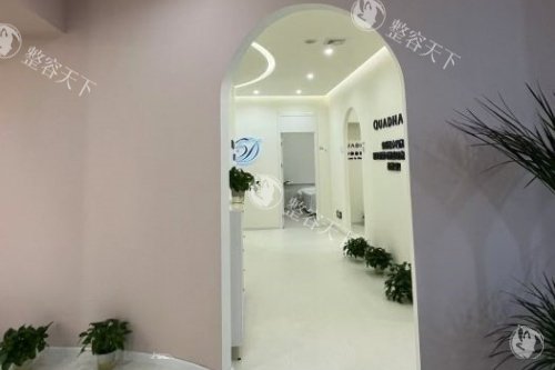 哈尔滨紫熙整形怎么样正规吗，是靠谱医院做丰胸/吸脂/鼻综合/轮廓固定技术很出色！