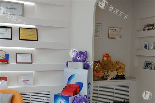 哈尔滨亿术医疗美容怎么样，眼睛鼻子手术做的好备受顾客好评！