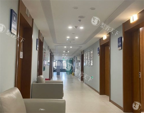 成都现代整形走廊 成都现代整形走廊