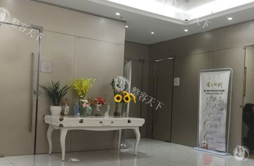 郴州唯美医疗美容眼整形手术价格表：2025初眼5000元起/眼修复49800元起/技术出色