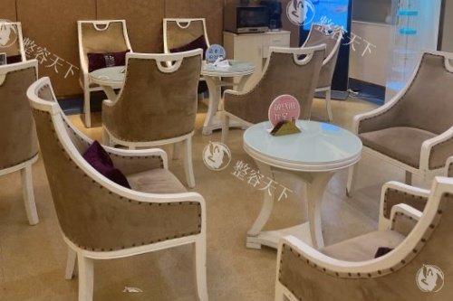 厦门脸博士是正规医院吗？五层独栋正规医院，深挖整形特色|医生优势|环境服务|美学理念