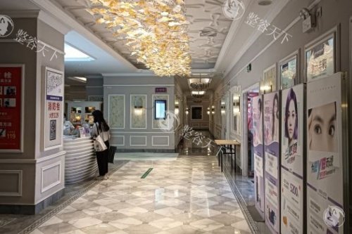 南宁美丽焦点焦俊光鼻子做得好吗？20年专注鼻部整形创新焦式隆鼻技术，融合韩欧精华打造自然挺翘美鼻