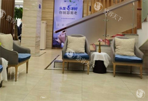 合肥曙光植发技术如何？医生经验足、手法稳，结果自然成活率高