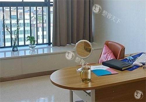 深圳南雅医院刘富增医生怎么样？医生简介给你：擅长项目|手术技术|术后口碑一个不落！