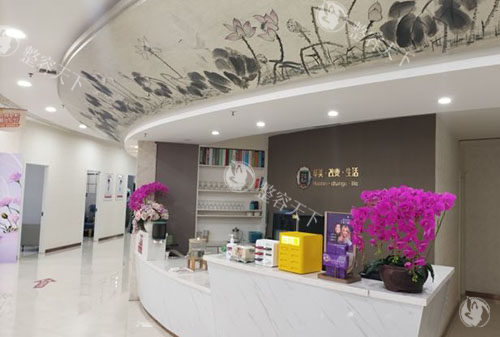 保定华美整形特色医美项目推荐，2025年做双眼皮/隆鼻/吸脂塑形口碑好满意度高！
