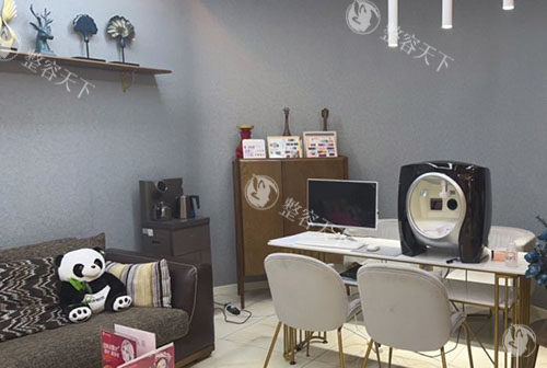 保定驭颜医疗美容收费标准公开，眼综合18800+吸脂12800+脂肪填充15800+都不贵！