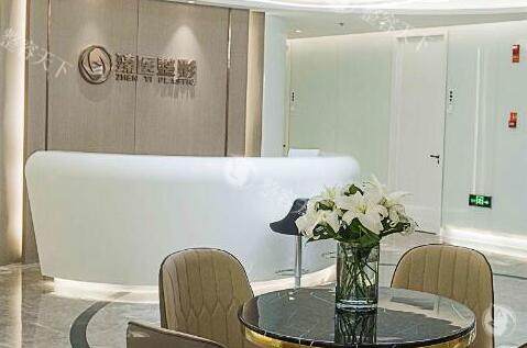 保定至臻医疗美容靠谱吗？网友表示做眼鼻整形和面部除皱都有特色别错过！