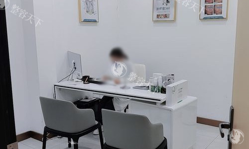 淮北爱美尔隆鼻怎么样？张胜利院长亲研鼻博士美鼻技术，打造自然立体鼻型术后自然不怕揉捏！