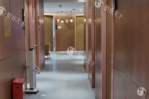 成都现代整形医院医生介绍，刘黎明/张航/李献和医生三位擅长项目、技术优势、口碑评价解析！