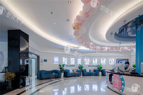 长沙爱思特整形医院怎么样——融圣大厦旗舰院区环境优雅，顾客满意度高