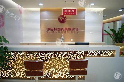 福州名韩整形隆鼻怎么样？他家做隆鼻不仅技术出色/经验多/口碑好，而且收费也不高