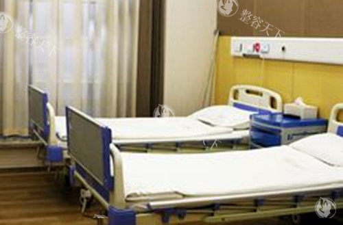 成都铜雀台周柯怎么样？鼻整形医师技术解析与真实口碑都在这里了！