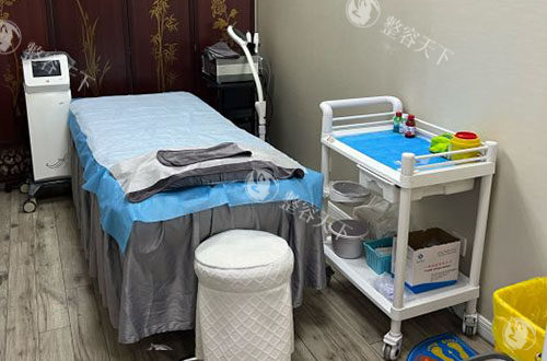 石家庄翎泷医疗美容收费价格表分享，双眼皮3800+隆鼻5800+吸脂6000+都不贵！
