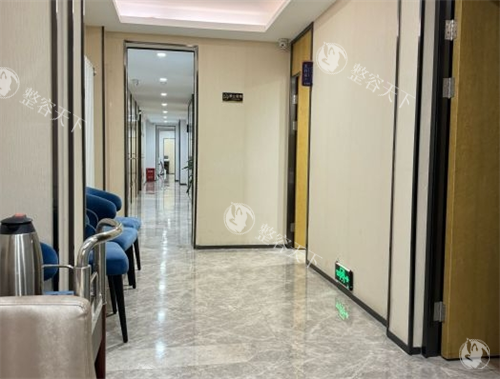 石家庄雅芳亚整形收费曝光，双眼皮3000+隆鼻4500+丰胸10000+都受欢迎！