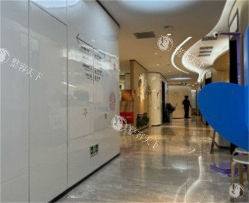 广州中家医家庭医生玻尿酸多少钱？2025价格表更新！伊婉450元起/支，乔雅登、艾莉薇这样选！