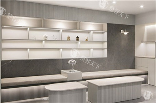 韩国dayone江南站店预约方式与优惠活动：轻松预约，享受优惠