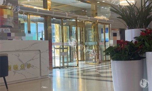 武汉五洲整形外科怎么样？做富贵包吸脂还不错，成效显著性价比高