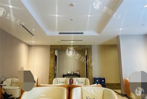 西安艺星医疗美容医院埋线双眼皮实力解析：显微技术+6D设计，医生团队/价格/修养期一文说透！