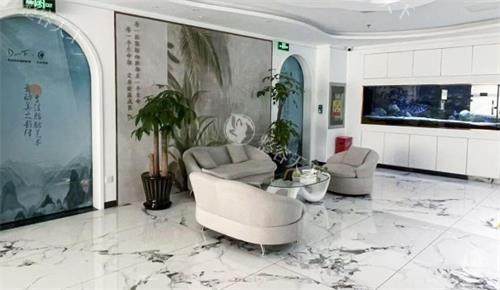 北京纯脂脂肪专科医院可以做提拉项目吗?正规脂肪专科|吸脂+脂肪填充是特色|多层次填充技术好