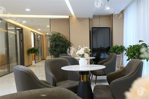 想在兰州做轮廓手术？兰州时光激光整形医院了解下！有资质医生牛，磨骨结果超自然！