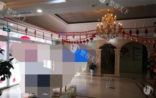 还在为脱发烦恼？北京中德毛发移植医院，医生实力、项目结果、费用情况大曝光！
