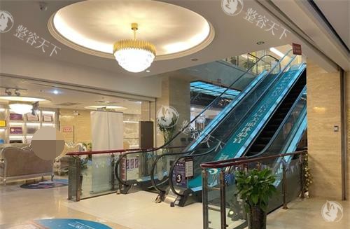 想知道乌鲁木齐华美整形医院地址？这里有详细路线、医生团队及热门整形价格大公开！