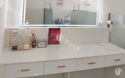 惊！玉林华美整形美容医院正规吗？多维度揭秘其资质、技术与口碑！