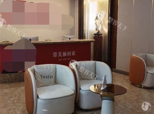 想做自然款美鼻？西安艺星黄舟医生了解下！榫卯技术+个性化方案，美鼻结果超惊艳！