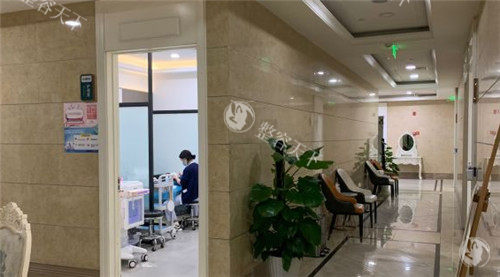 重庆军科整形医院地址揭秘！位于观音桥建新东路，含公交、地铁、自驾到院路线！