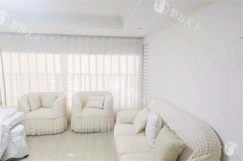 湘潭美多多美容诊所怎么样？湘潭市正规医美机构|项目丰富|设备齐全|技术好，备受好评