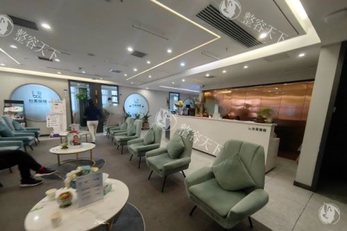 合肥台美丽格医疗美容收费明细：双眼皮2000+、注射隆鼻3000+、假体隆胸2000+
