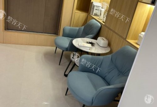 郑州喜丽整形医院做鼻子好吗​？不仅技术娴熟且术后的平价比较好！