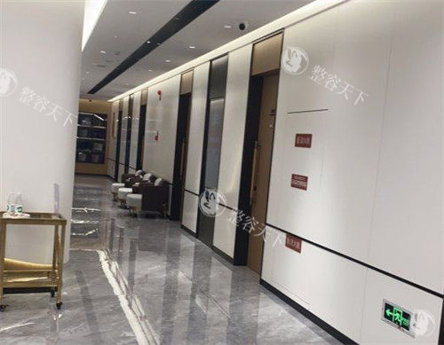 重庆铜雀台整形吸脂结果咋样？新型技术+经验医生，让你轻松瘦下来！