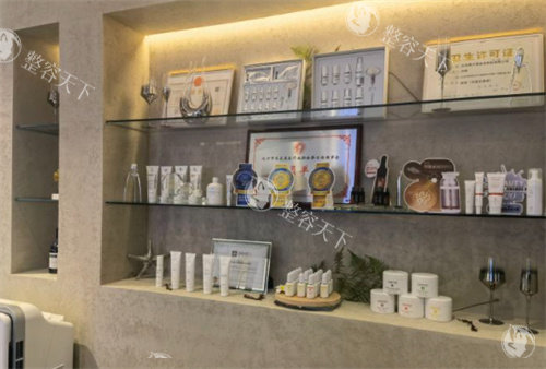 北京奥尔贝德整形 2025 价格表上新：双眼皮修复32000 元起、硅胶隆鼻9680 元起、面部吸脂10000元起