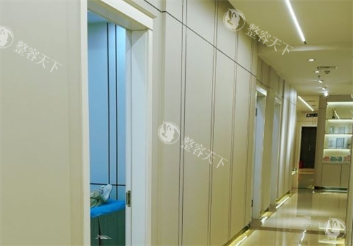 沈阳名流整形2025价格表来袭：双眼皮2400元起、隆鼻8180元起、隆胸16800元起