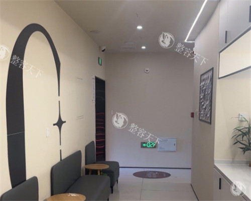 唐山芮蒂医疗美容2025价格表更新：切开双眼皮3500 元起、光子嫩肤1500 元起、鼻翼缩小3000 元起
