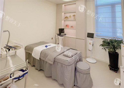 西安叶子海豚医疗美容激光施术室